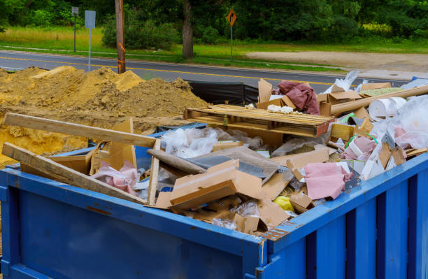 Best Furniture Removal  in Minneola, FL
